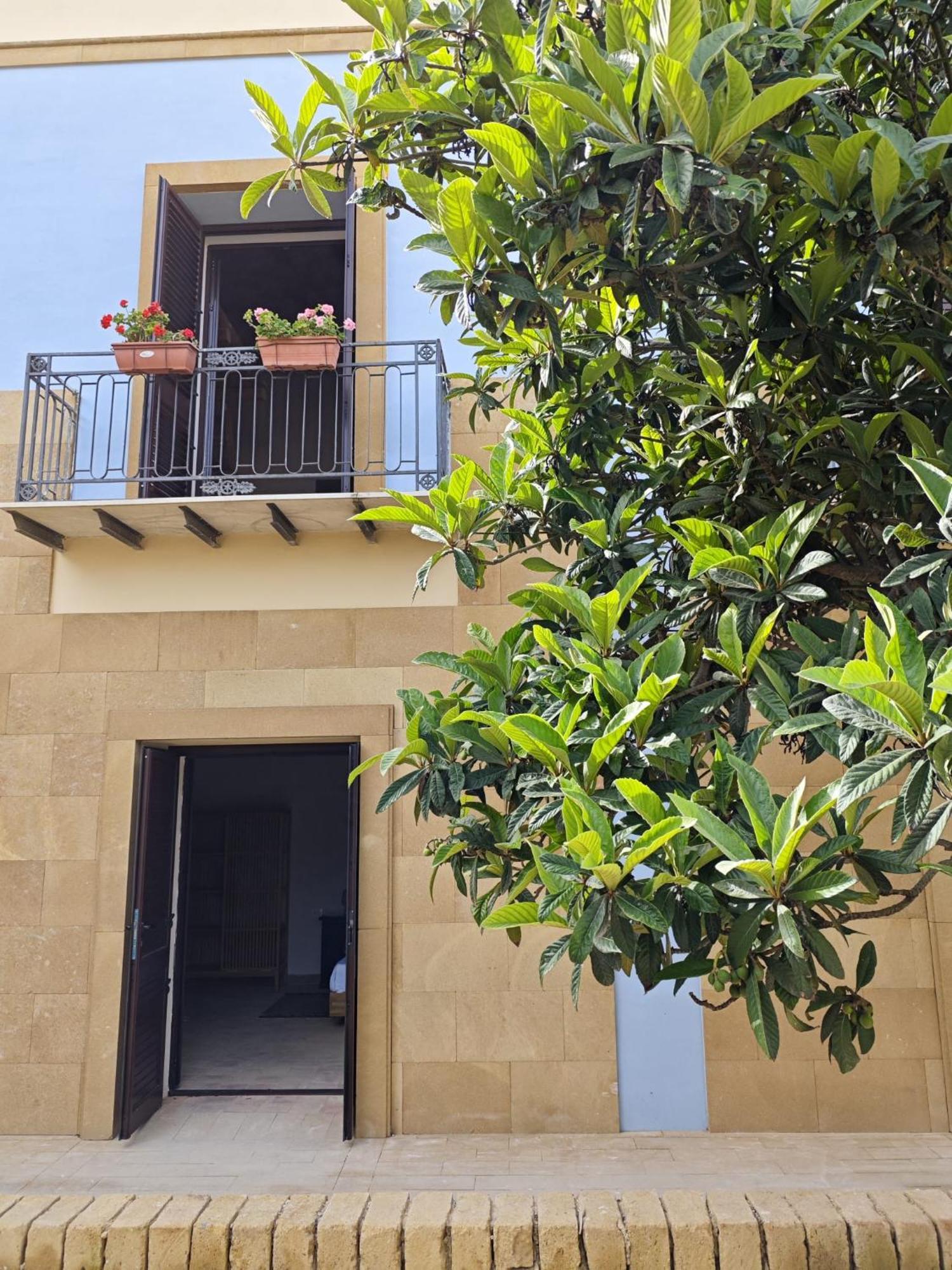 Villa Amoroso - Ospitalita Mediterranea Agrigento Exterior photo